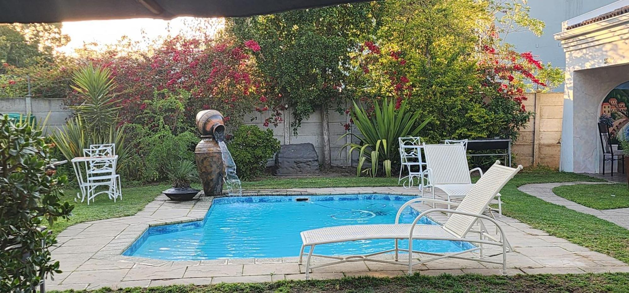 Hotel B My Guest Knysna Esterno foto